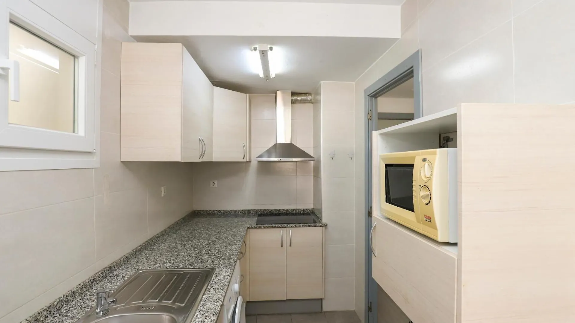 Apartamento Differentflats Argenta Salou 0*,